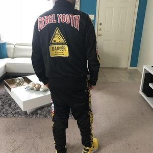 Meet your Posher, Jose